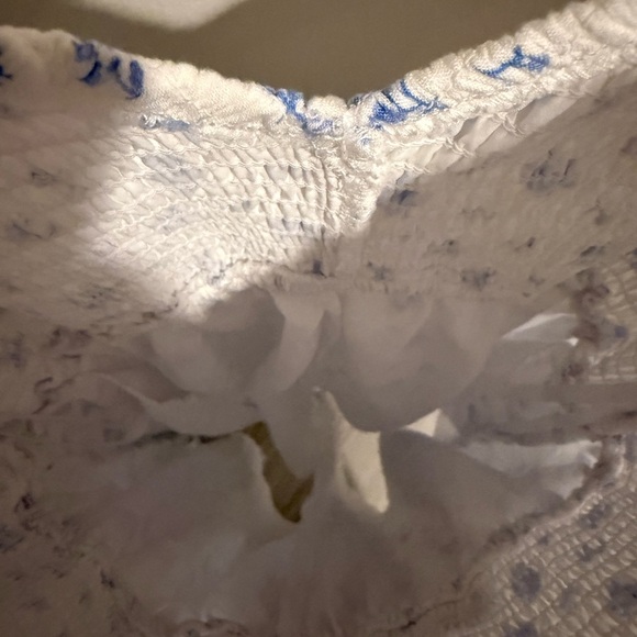 Hollister Floral Babydoll Skort Dress Size Small White Blue Smocked Romper Mini - Picture 10 of 11